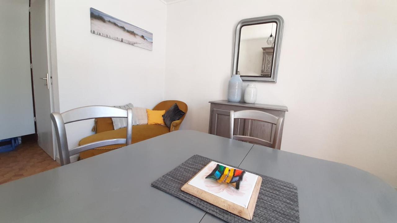Charmante Maison De Ville Avec Jardin - 2 Chambres - 5 Pers Saint-Jean-de-Monts Dış mekan fotoğraf