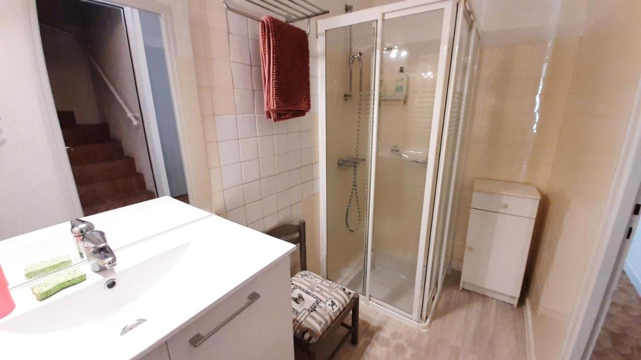 Charmante Maison De Ville Avec Jardin - 2 Chambres - 5 Pers Saint-Jean-de-Monts Dış mekan fotoğraf