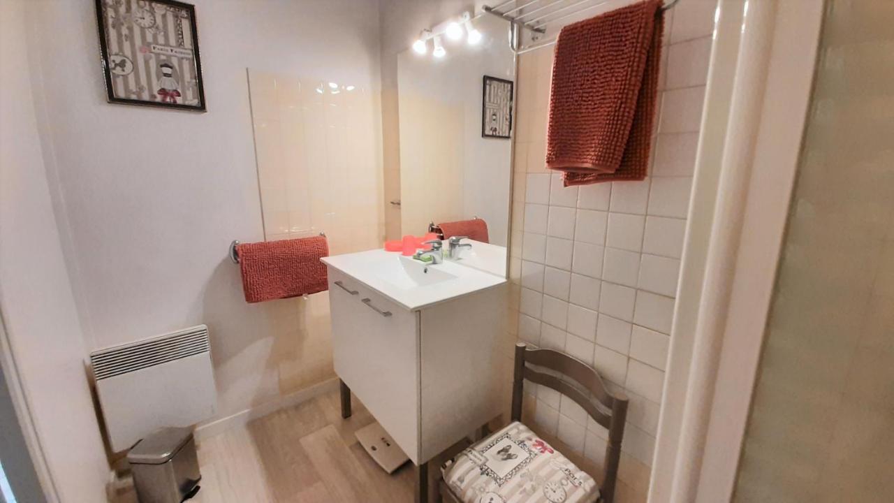 Charmante Maison De Ville Avec Jardin - 2 Chambres - 5 Pers Saint-Jean-de-Monts Dış mekan fotoğraf