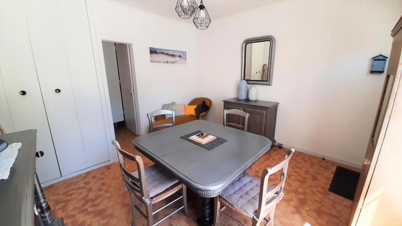 Charmante Maison De Ville Avec Jardin - 2 Chambres - 5 Pers Saint-Jean-de-Monts Dış mekan fotoğraf